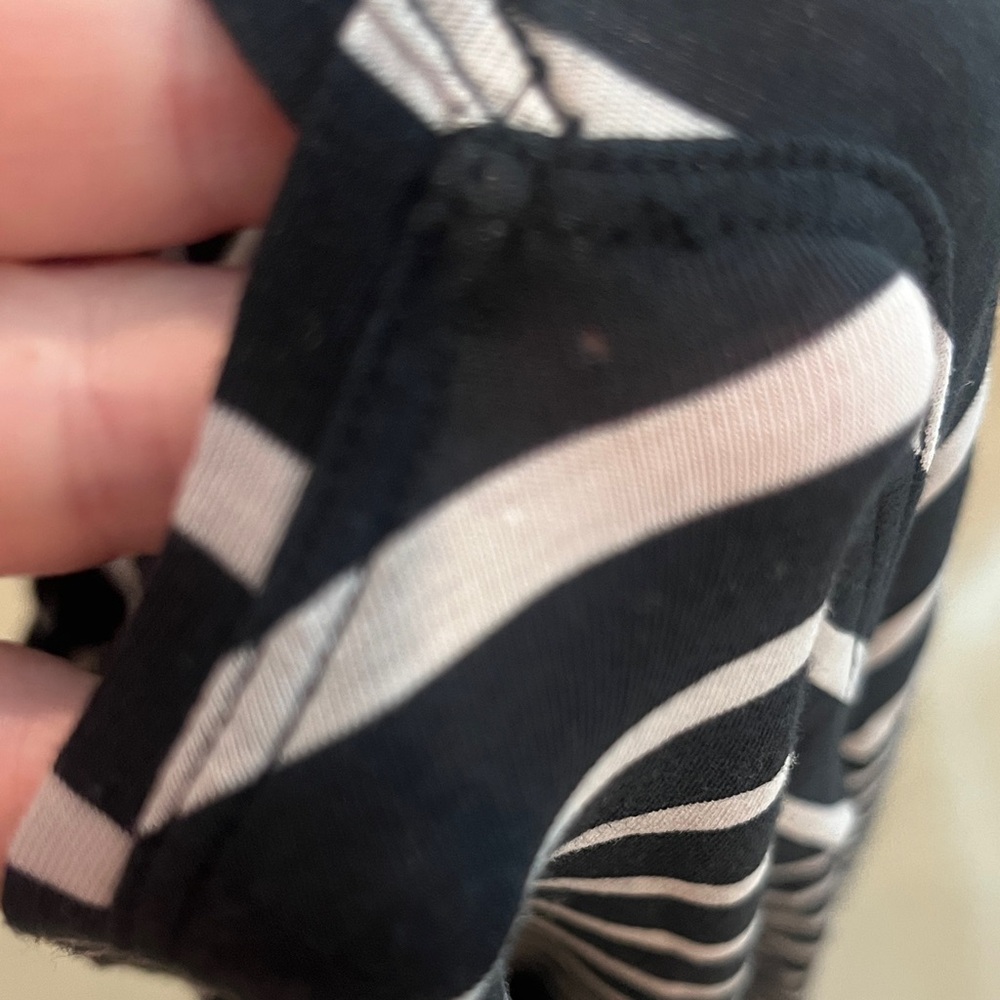 Lululemon Athletica Black and White Striped Long Sleeve Top - Picture 5 of 5
